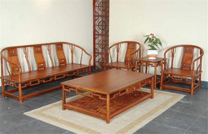 省政协主席张义珍等军地领导欢聚一堂