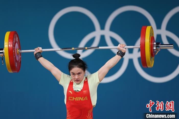 巴黎奥运最难之战，犟种罗诗芳在众对手夹击中