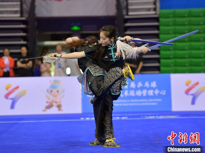 中国队包揽金牌奖牌双冠 日本双人太极摘金创纪