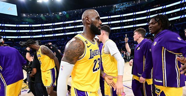 东契奇绝杀+詹姆斯鱼跃救球！湖人加时险胜掘金