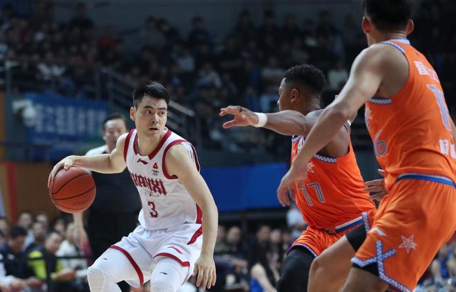 山西男篮末节轰17-0逆转福建，100-98险胜