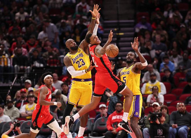 湖人6连胜坐稳西部第三 东契奇詹姆斯联手冲击总