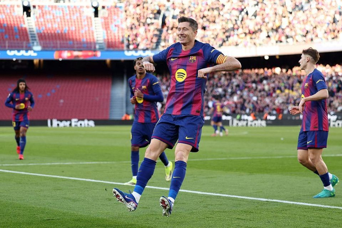 莱万离队倒计时？沙特高薪挖角遇巴萨挽留