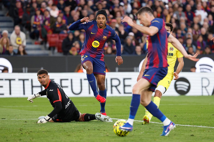 莱万离队倒计时？沙特高薪挖角遇巴萨挽留